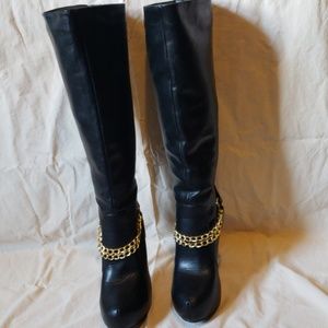 Sexy platform chain boots